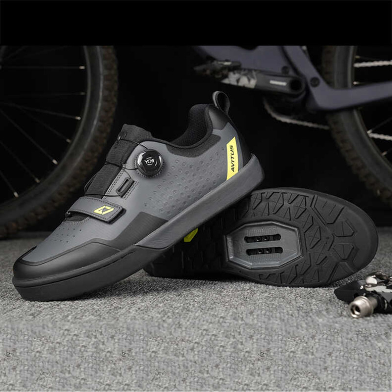 Cycling Commuter Shoes - AVITUS Herren MTB-Schuh mit 2-Loch-SPD-Stollen, Gummisohle